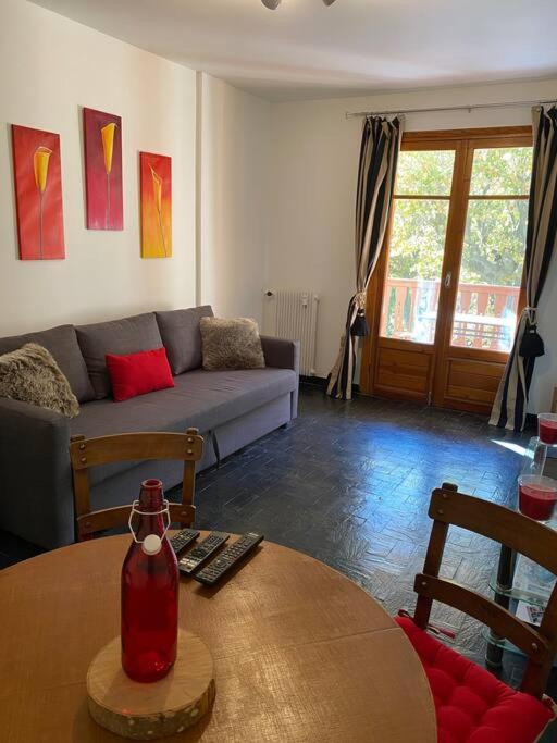 Charmant Appartement Renove Au Coeur Du Village Saint-Martin-Vésubie Buitenkant foto